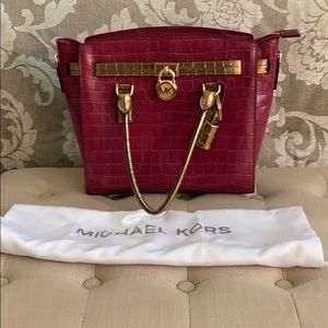 Michael Kors Hand Bag.